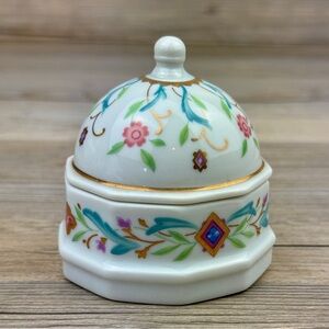 Vintage Prestige Place Exclusive Venetian Collection Porcelain Trinket Box Japan